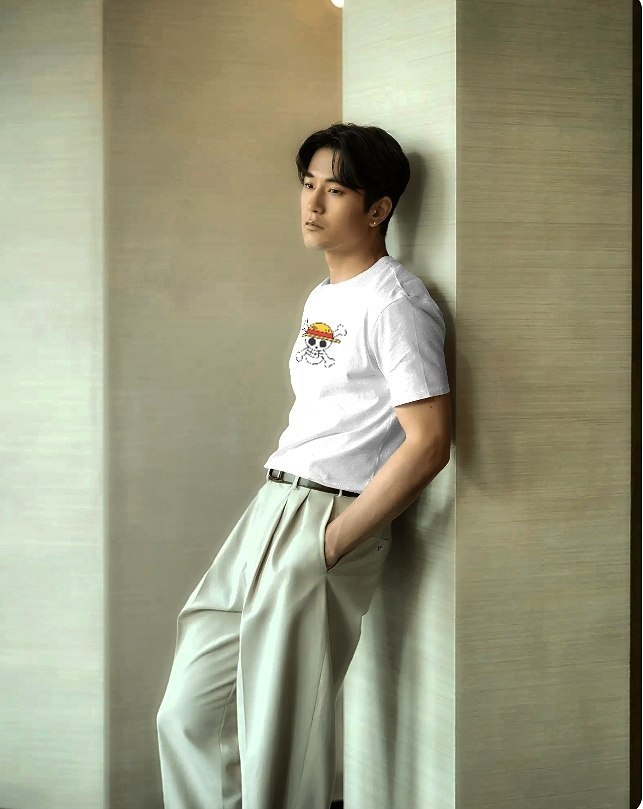 LIMITED OFFER : One Piece Crew Neck Anime Tee.